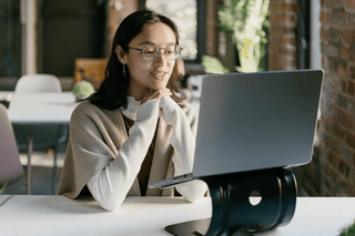 Is It Unprofessional to Have a Blanket at Your Desk? - Murmurs